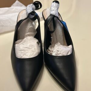 Black Slingback pumps shoes